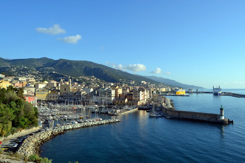 Port Bastia :  mes bonnes adresses en Corse  #corse #corsica #europetrip #ile #balagne #adresseaconnaitre #plage #sea #seaside #corsicaferries