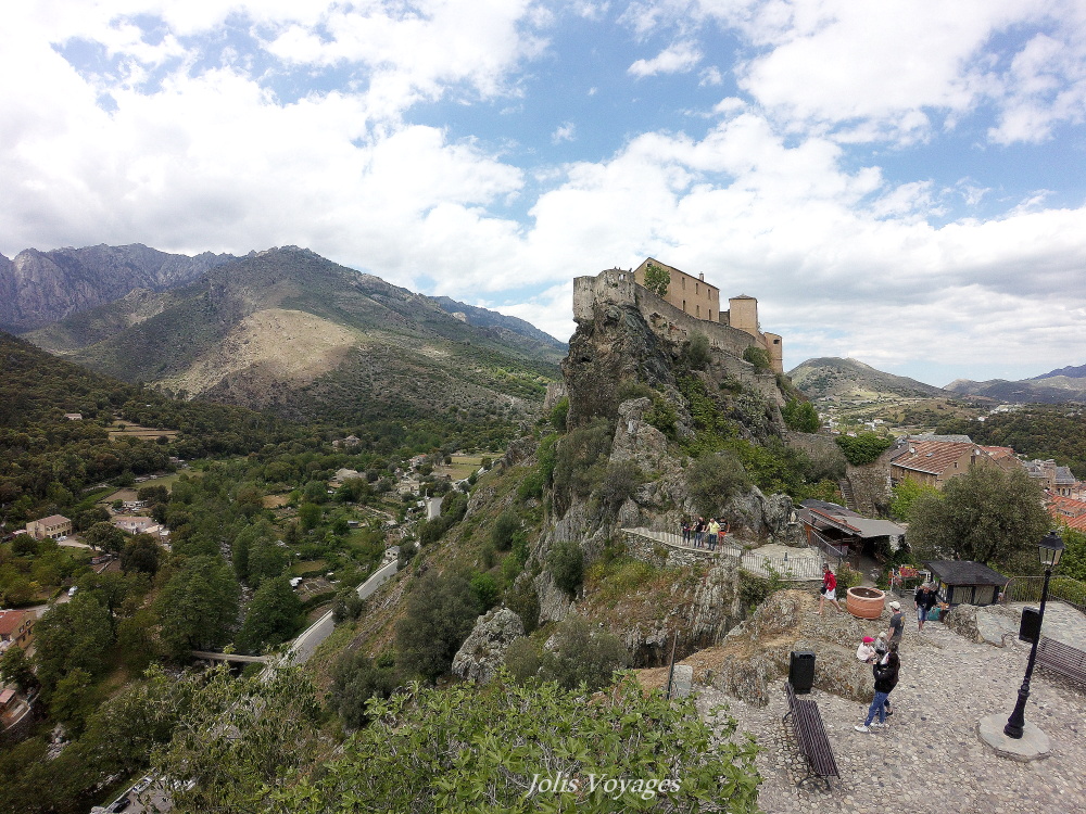 10 idees pour decouvrir la Haute Corse : la citadelle de Corte et la ville fortifiee #Corse #Plage #France #Voyage