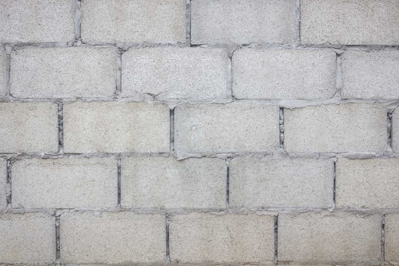 monter-un-mur-en-parpaing-de-2m-2
